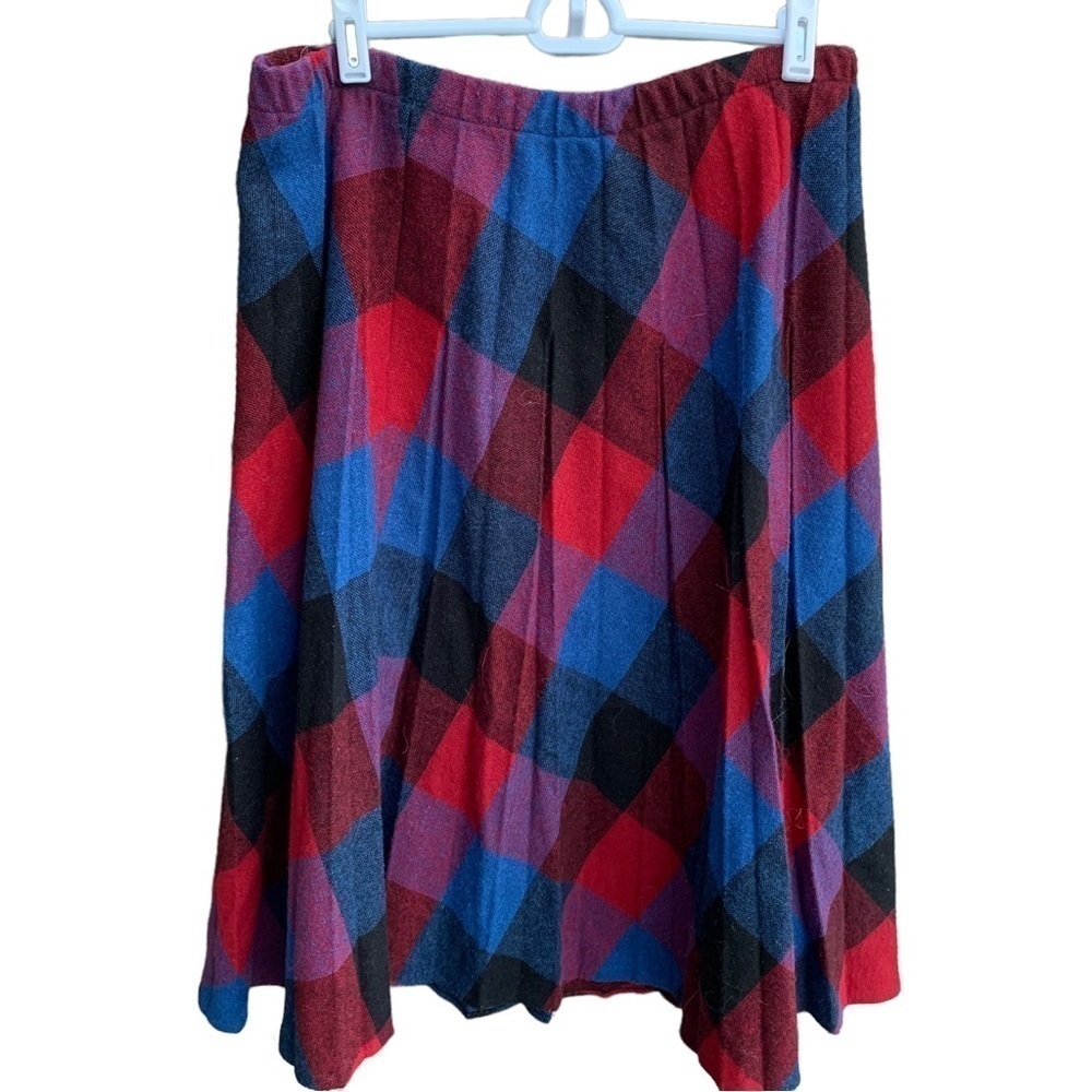Vintage Plaid Pleated Skirt - Picture 2 of 6